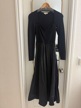 Moon River Black Long Sleeve Sweetheart Midi Skirt Dress